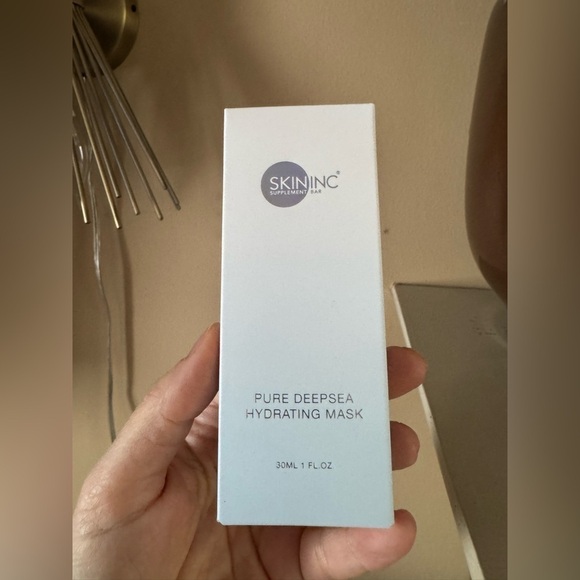 Skin Inc Pure Deepsea Hydrating Overnight Mask 30ml / 1 fl oz - Picture 7 of 12